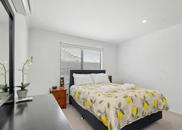 Basil - Lynmore With Amazing Covered Deck *